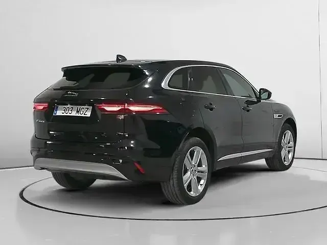 Usado Jaguar F-Pace SE 204 CV (150 kW) 2023 Negro SUV