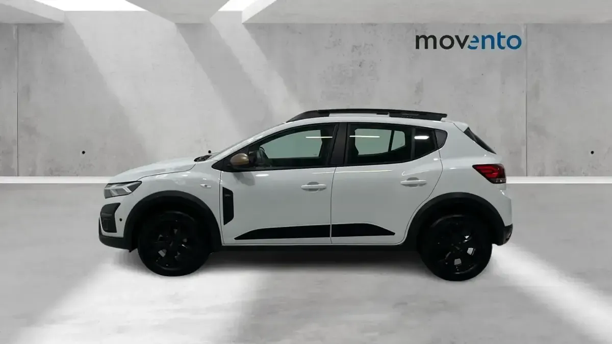 Usado Dacia Sandero Extreme 101 CV (74 kW) 2025 Blanco Berlina