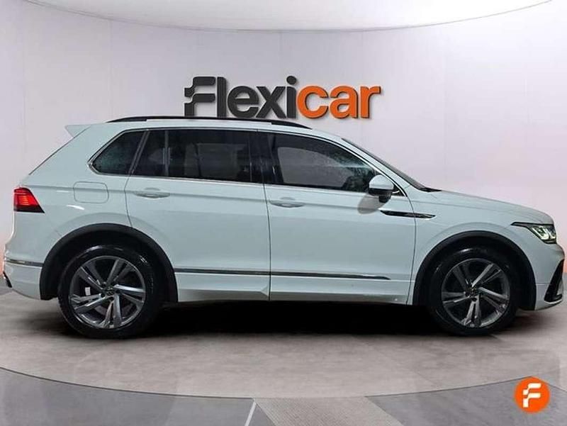 Begagnad VW Tiguan R-line 150 HK (110 kW) 2022 Vit SUV