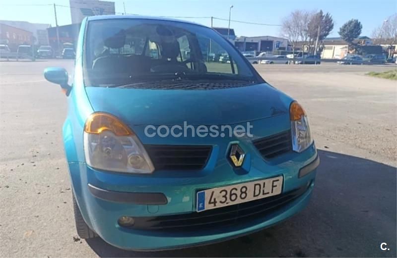 Usado Renault Modus Dynamique 100 CV (73 kW) 2005 Azul Monovolumen