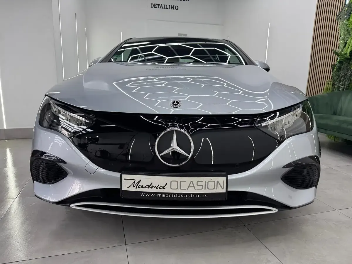 Usado Mercedes EQE300 180 kW (245 CV) 2023 Gris Berlina