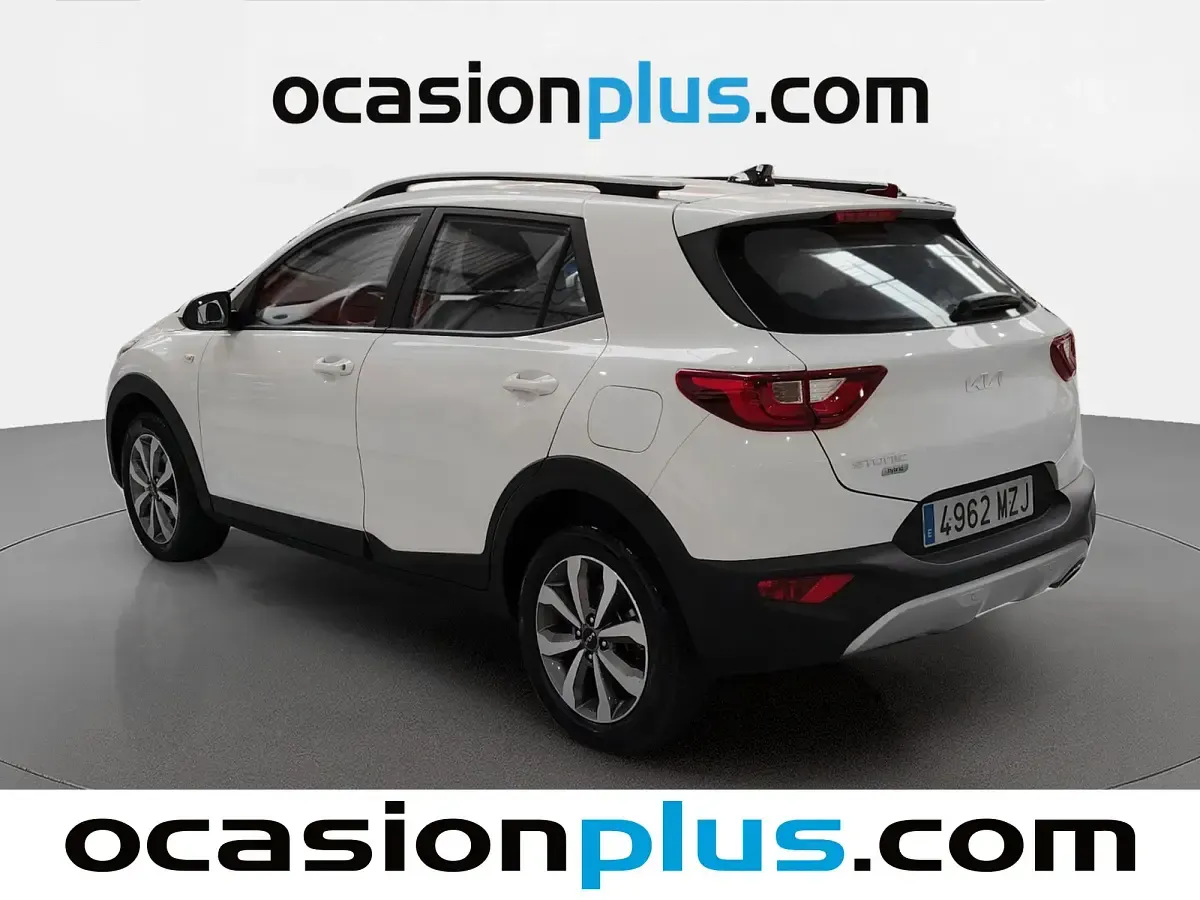 Usado Kia Stonic 100 CV (73 kW) 2025 Blanco SUV