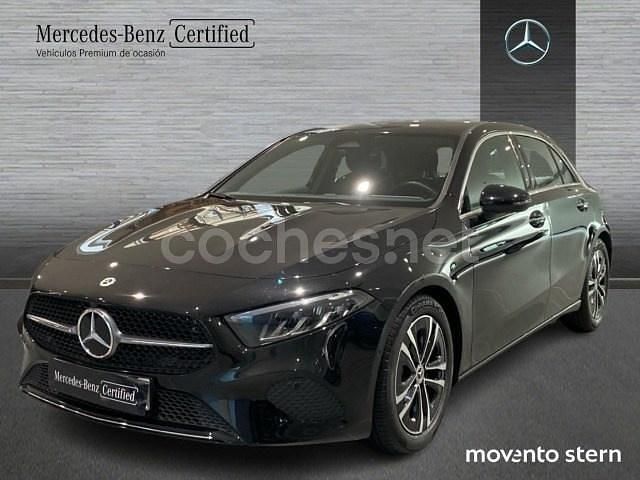 Negro Usado 2024 Mercedes A180 Berlina | 29.900 € (Buen precio) - Imagen 1/3