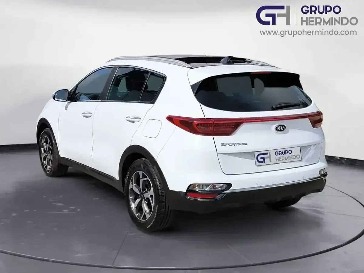Usado Kia Sportage 113 CV (83 kW) 2019 Blanco SUV