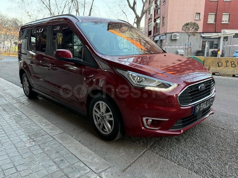 Usado Ford Grand Tourneo Connect Trend 120 CV (88 kW) 2019 Granate Monovolumen