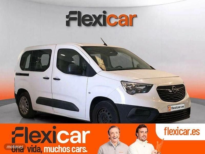 Usado Opel Combo Expression 75 CV (55 kW) 2019 Blanco Monovolumen