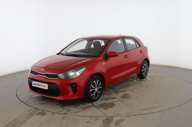 Rojo Usado 2019 Kia Rio Berlina | 10.599 € (Precio justo) - Imagen 1/3