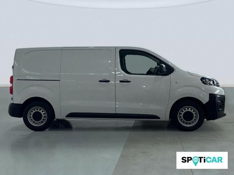 Usado Citroën Jumpy 120 CV (88 kW) 2024 Blanco Monovolumen