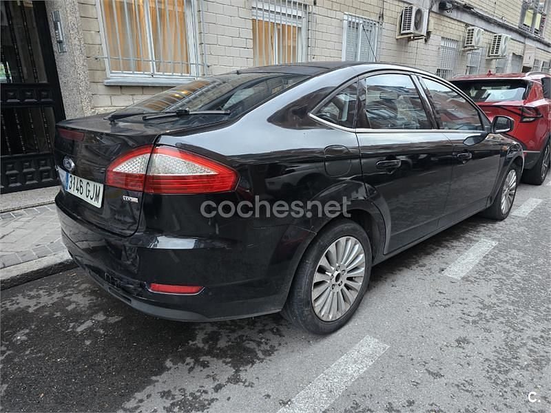 Negro Usado 2008 Ford Mondeo Trend Berlina | 2200 € (Buen precio) - Imagen 1/4