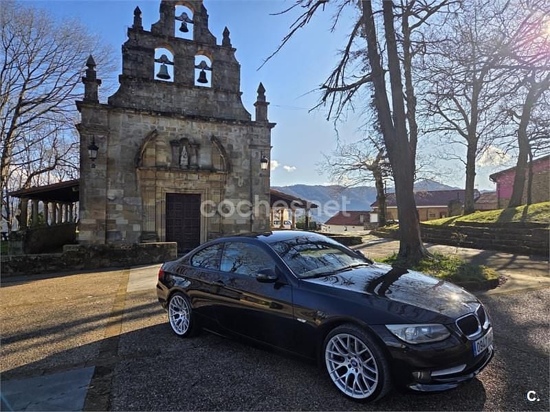 Negro Usado 2013 BMW 320 Coupe | 11.500 € (Precio justo) - Imagen 1/4