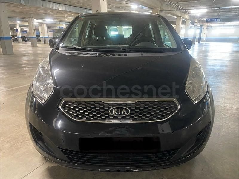 Usado Kia Venga 75 CV (55 kW) 2010 Negro Utilitario