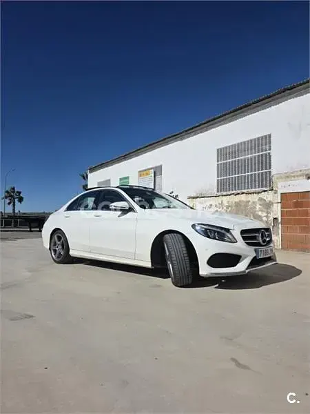 Usado Mercedes C220 AMG line 170 HP (125 kW) 2017 Branco Sedan