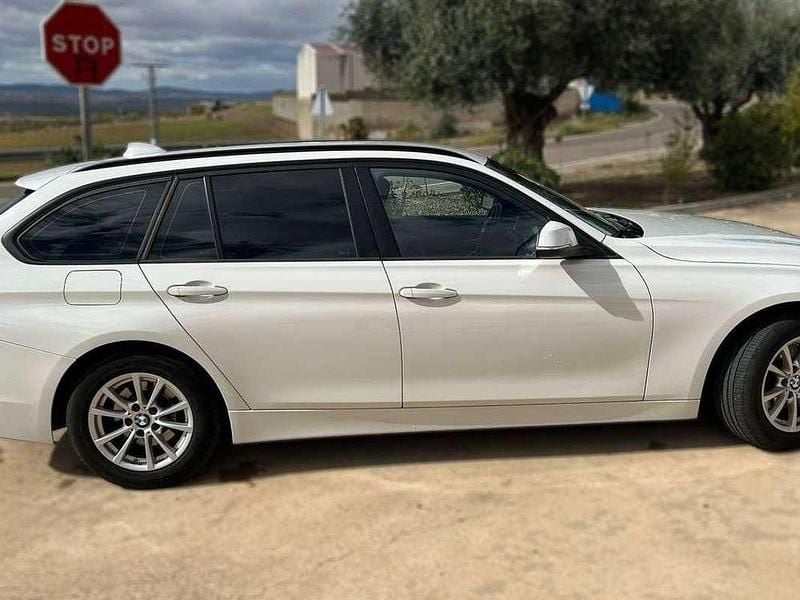 Käytetty BMW 320 Efficient Dynamics 163 HP (119 kW) 2015 Valkoinen Farmari