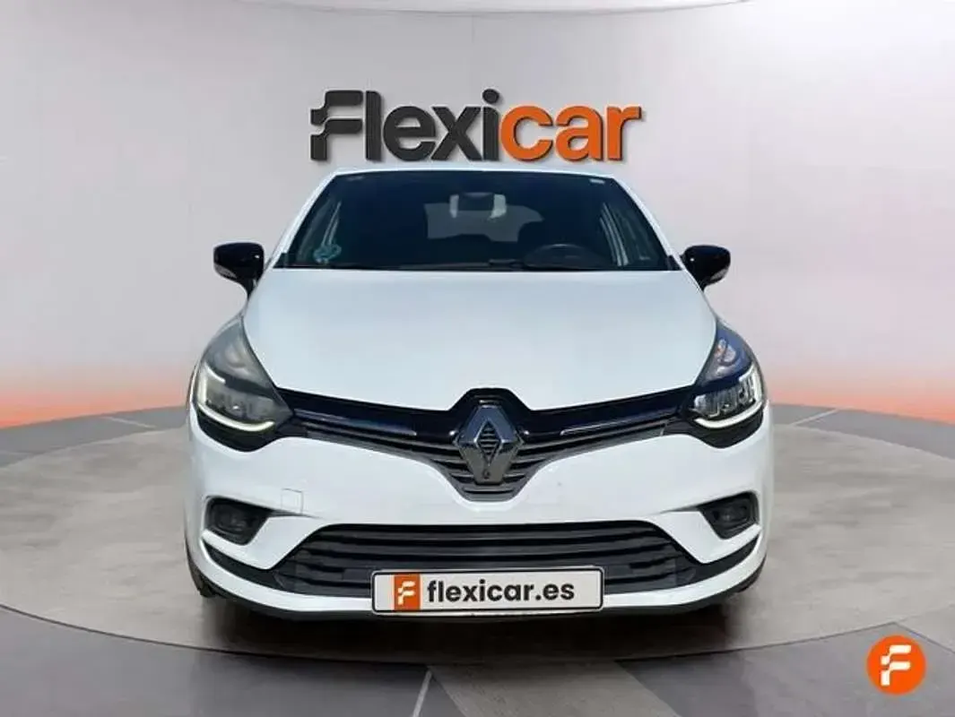 Begagnad Renault Clio IV LIMITED 90 HK (66 kW) 2017 Vit Halvkombi
