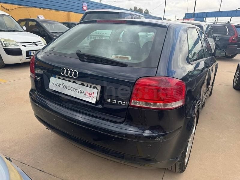 Usado Audi A3 Attraction 140 CV (102 kW) 2003 Azul Utilitario