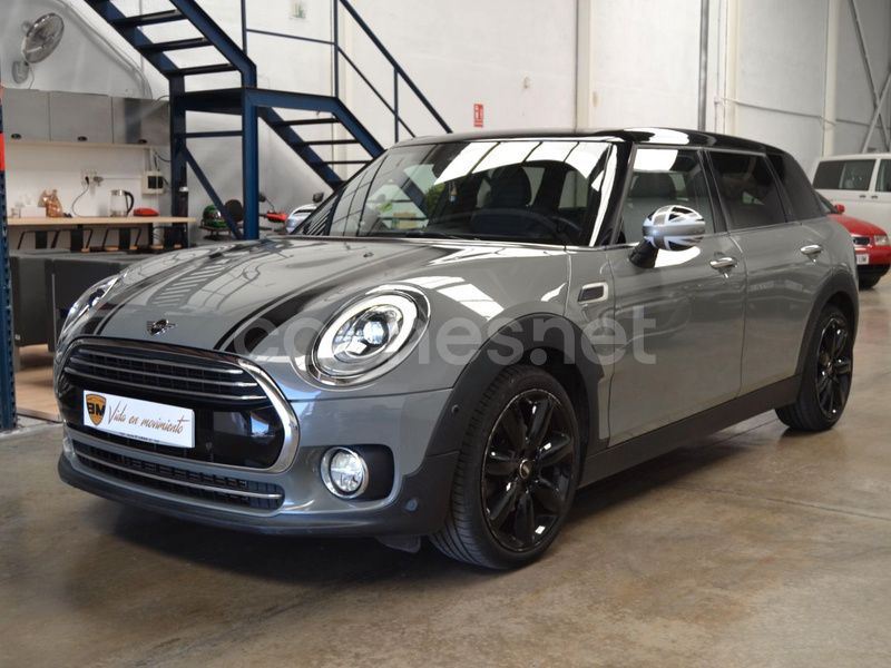 Gris / plata Usado 2019 Mini Cooper Clubman Familiar | 21.990 € (Caro) - Imagen 1/4