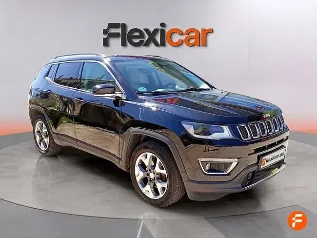 Usado Jeep Compass Limited 140 CV (102 kW) 2018 Negro SUV
