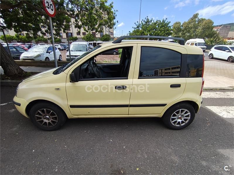 Usado Fiat Panda Dynamic 60 CV (44 kW) 2007 Amarillo Utilitario