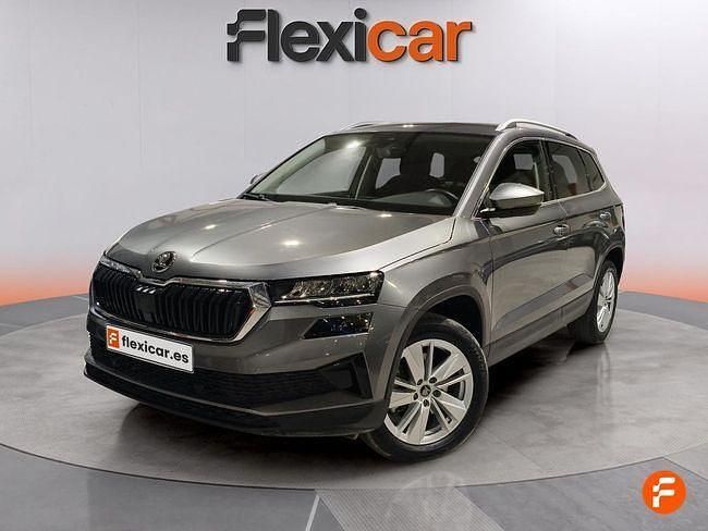 Usado Skoda Karoq Selection 150 CV (110 kW) 2025 Gris SUV