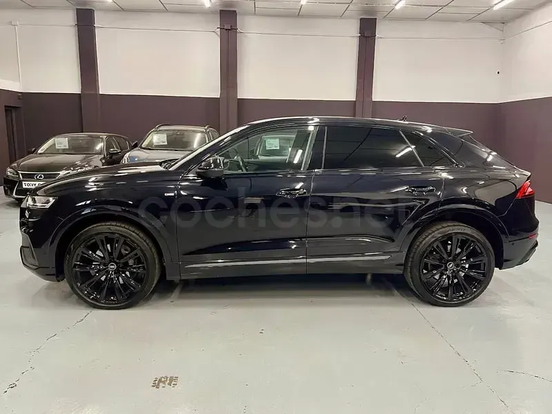 Usado Audi Q8 S-Line 286 CV (210 kW) 2021 Negro SUV