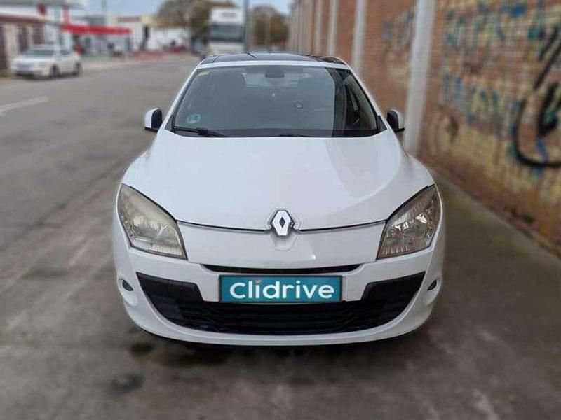 Usado Renault Mégane III Dynamique 111 CV (81 kW) 2009 Blanco Utilitario