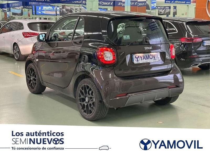 Usado Smart ForTwo Cabrio 90 CV (66 kW) 2019 Negro Descapotable