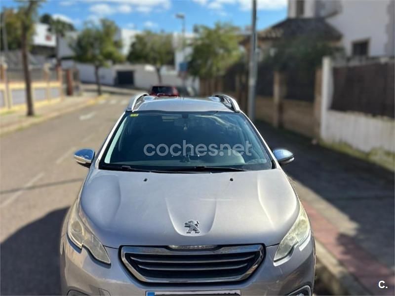 Usado Peugeot 2008 Style 82 CV (60 kW) 2016 Gris / plata SUV