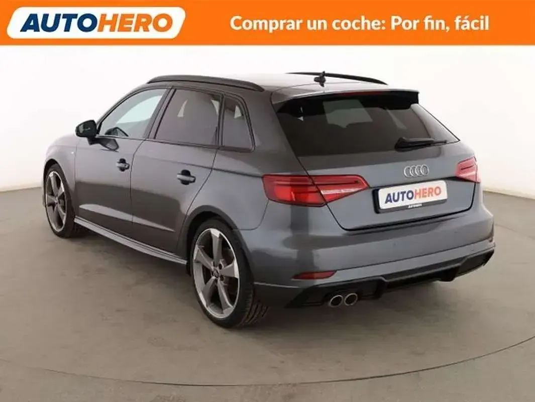 Usado Audi A3 S-Line 150 CV (110 kW) 2019 Gris Berlina