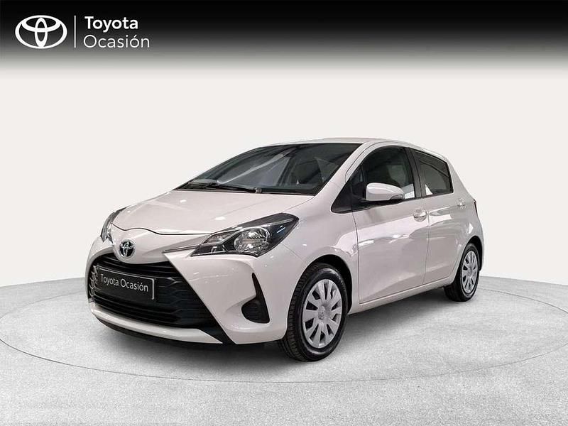 Blanco Usado 2020 Toyota Yaris Active Utilitario | 11.500 € (Buen precio) - Imagen 1/4