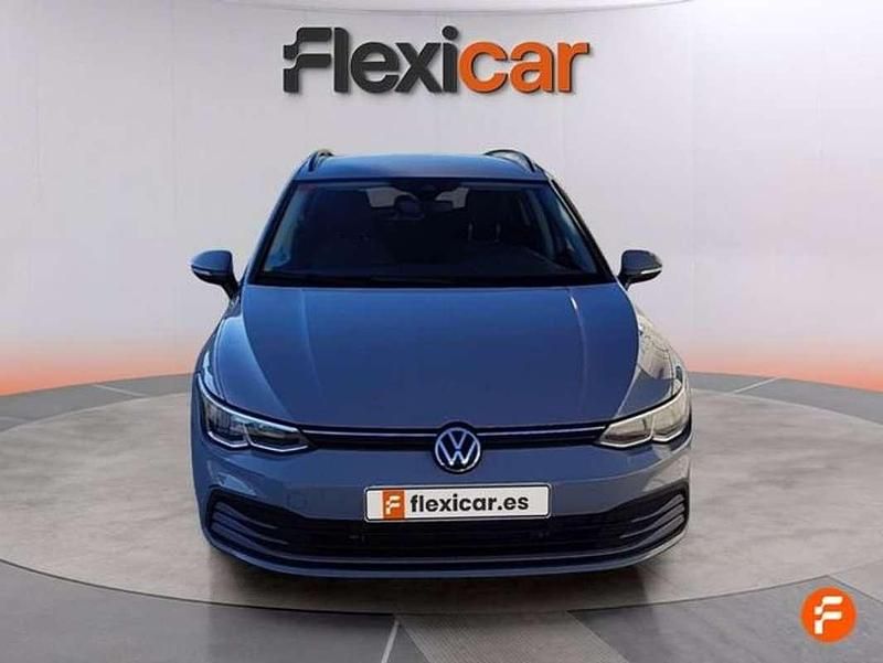 Usado VW Golf VIII 116 CV (85 kW) 2021 Gris Familiar