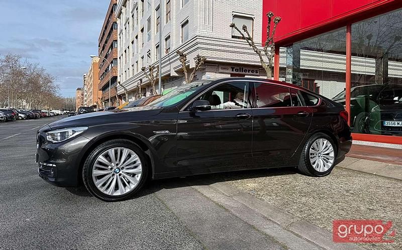 Usado BMW 520 Gran Turismo Luxury Line 184 CV (135 kW) 2016 Negro Berlina