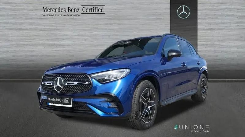 Usado Mercedes GLC220 197 HP (144 kW) 2025 Azul
