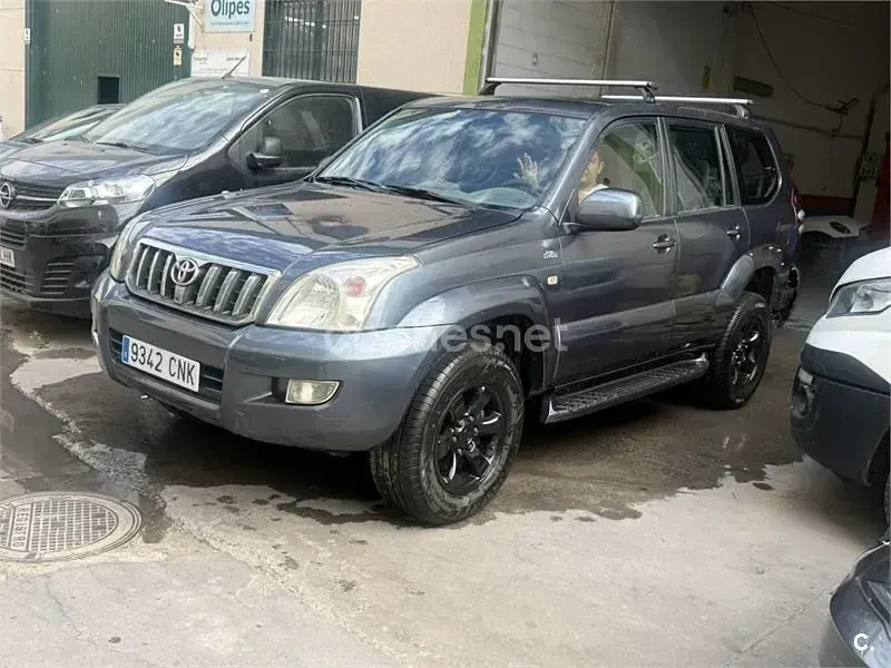 Usado Toyota Land Cruiser 163 CV (119 kW) 2003 Gris / plata SUV