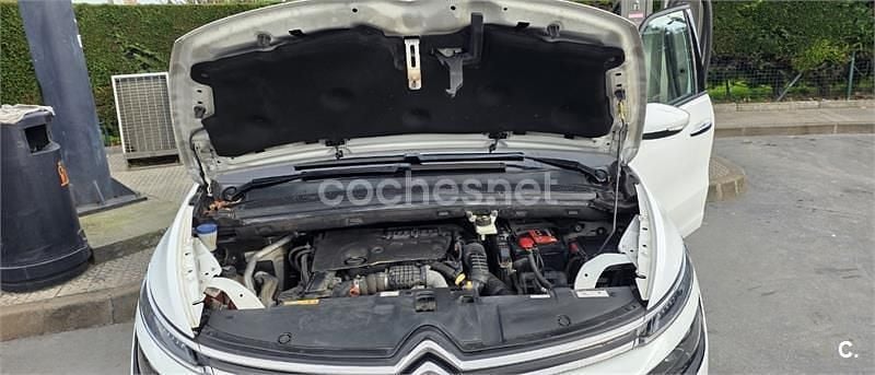 Usado Citroën C4 Picasso Shine 120 CV (88 kW) 2017 Blanco Monovolumen