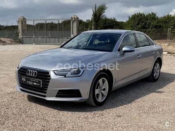 Usado Audi A4 Advanced 150 HP (110 kW) 2017 Cinzento Sedan