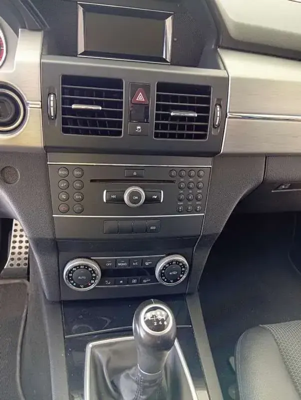 Usado Mercedes GLK200 143 CV (105 kW) 2012 Negro SUV