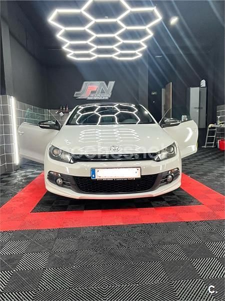Usado VW Scirocco R-line 140 CV (102 kW) 2012 Blanco Coupe