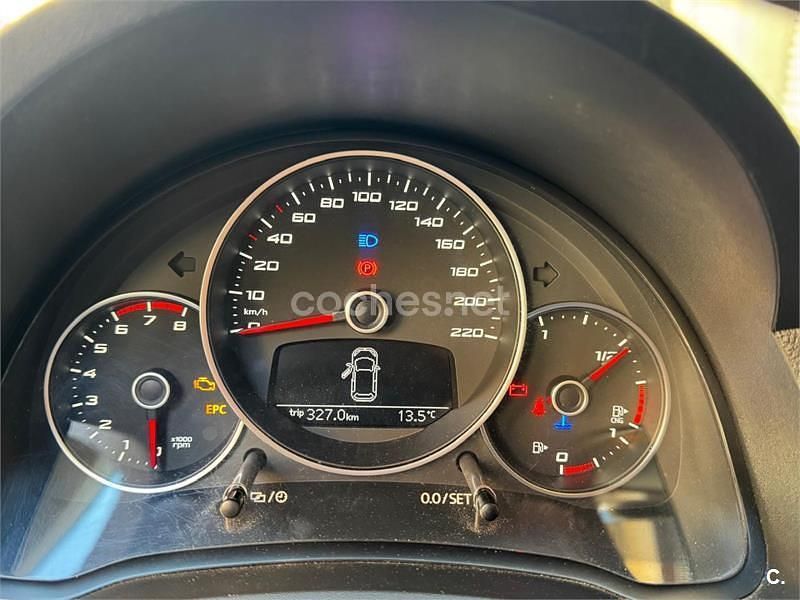 Usado Seat Mii Style 68 CV (50 kW) 2018 Blanco Utilitario