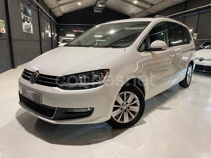 Usado VW Sharan Advance 150 CV (110 kW) 2017 Blanco Monovolumen