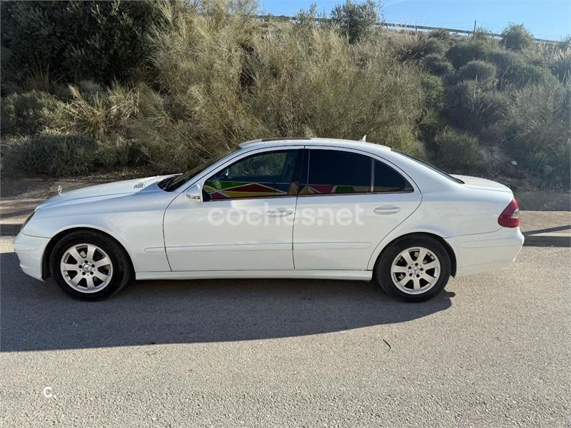 Blanco Usado 2007 Mercedes E220 Elegance Berlina | 7000 € (Precio justo) - Imagen 1/4