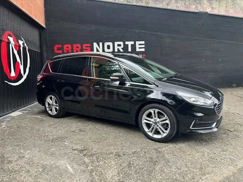 Usado Ford S-MAX Titanium 150 CV (110 kW) 2019 Negro Monovolumen