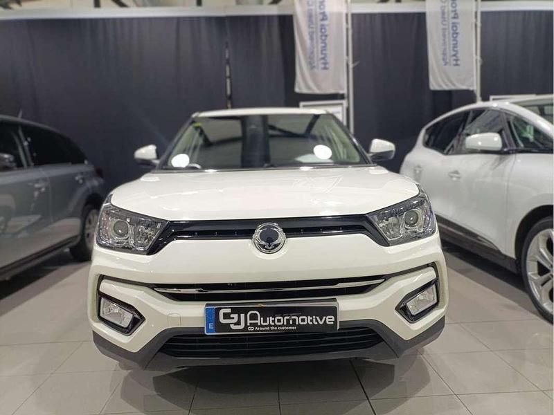 Usado Ssangyong (KGM) Tivoli 128 CV (94 kW) 2018 Blanco SUV