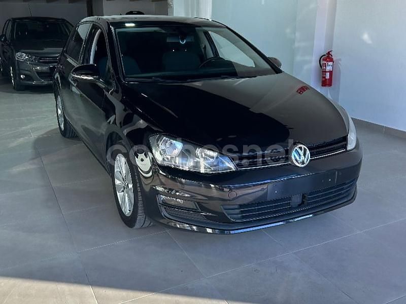 Usado VW Golf VII 110 CV (80 kW) 2015 Negro Berlina