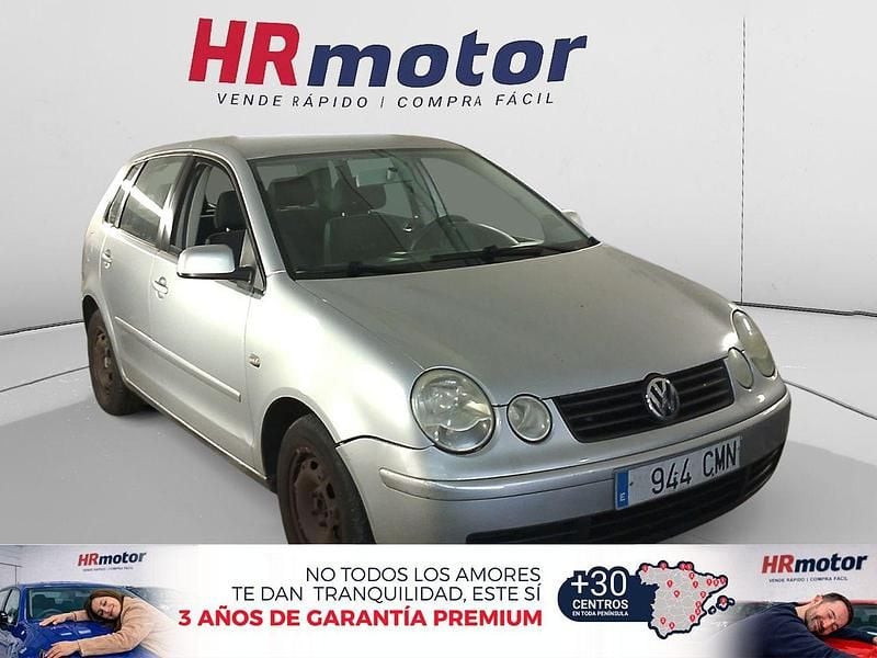 Usado VW Polo Highline 80 CV (58 kW) 2003 Gris / plata Berlina