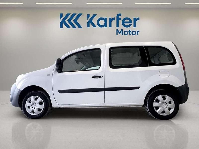 Usado Renault Kangoo 75 CV (55 kW) 2019 Blanco Monovolumen