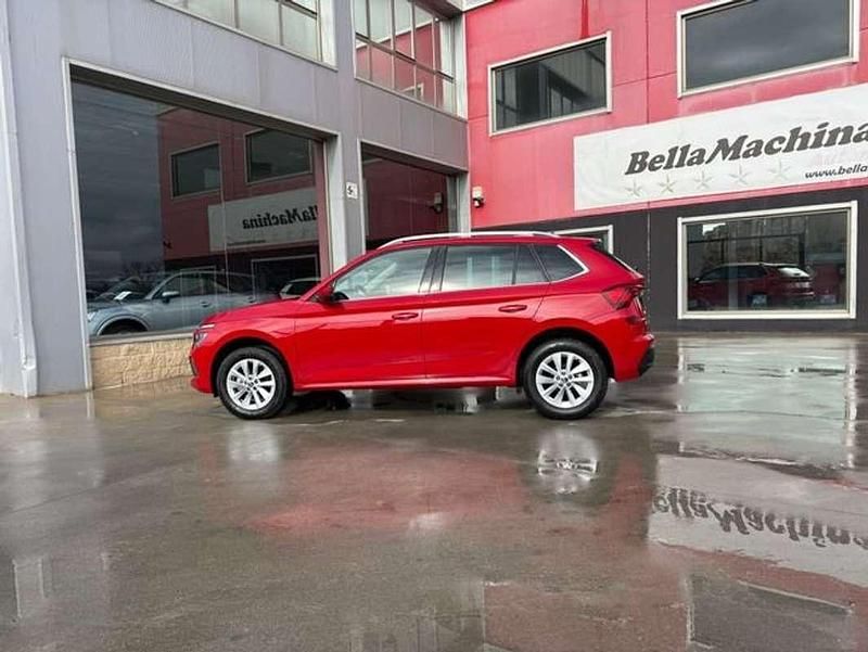 Usado Skoda Kamiq Selection 116 CV (85 kW) 2025 Rojo SUV