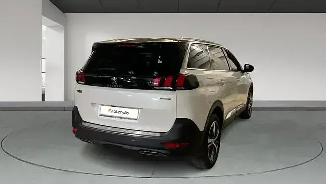 Usado Peugeot 5008 GT-line 165 CV (121 kW) 2018 Blanco SUV