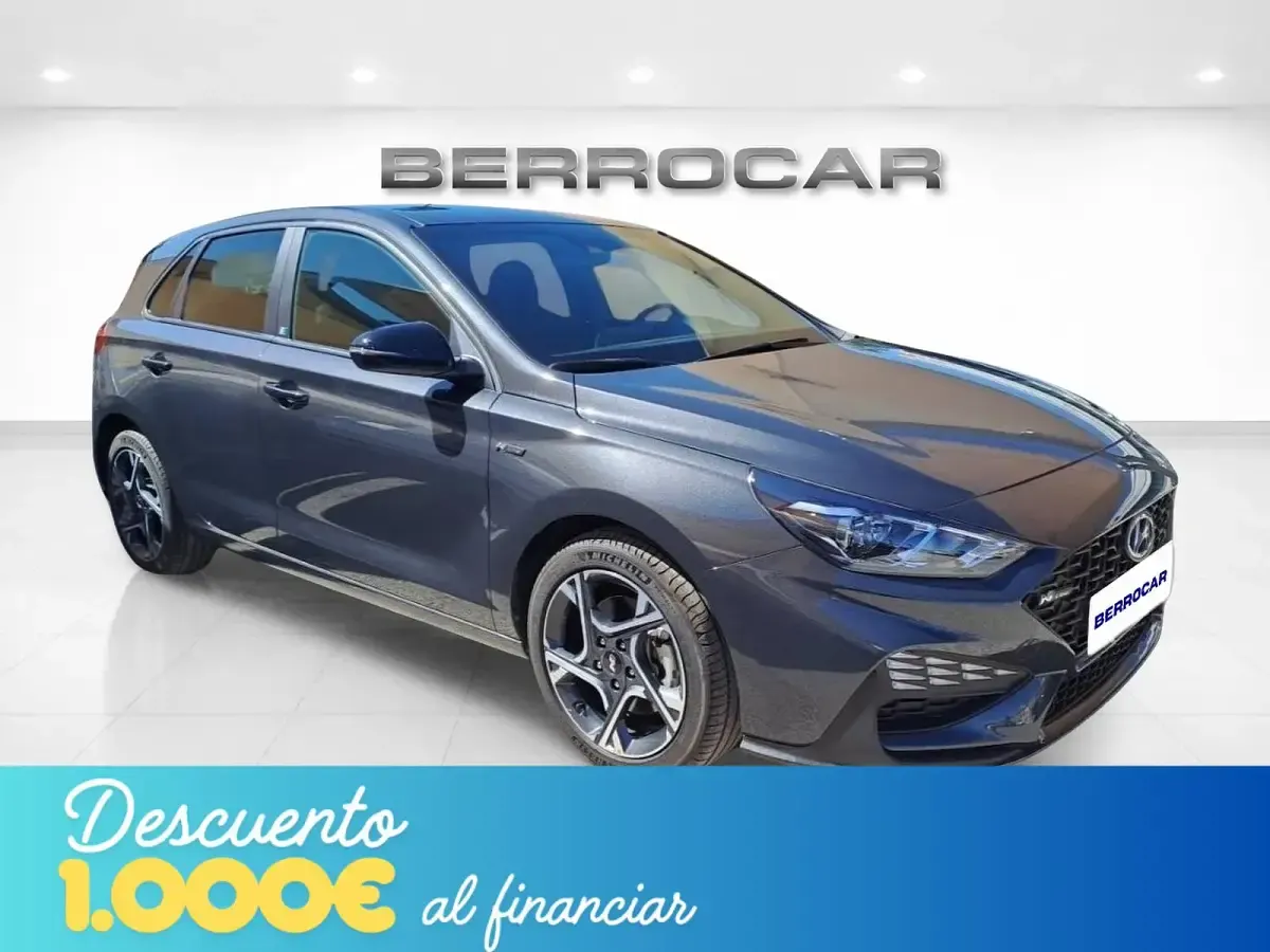 Usado Hyundai i30 N Line 120 CV (88 kW) 2024 Gris