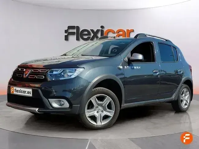 Usado Dacia Sandero Comfort 90 CV (66 kW) 2019 Gris