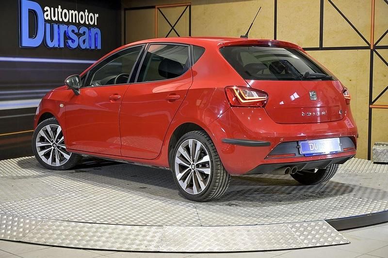 Usado Seat Ibiza FR 110 CV (80 kW) 2017 Rojo
